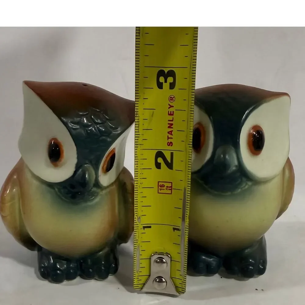 VINTAGE 1970s Japan Owl Salt Pepper Shaker Pair Ceramic Brown Green Kitsch Decor